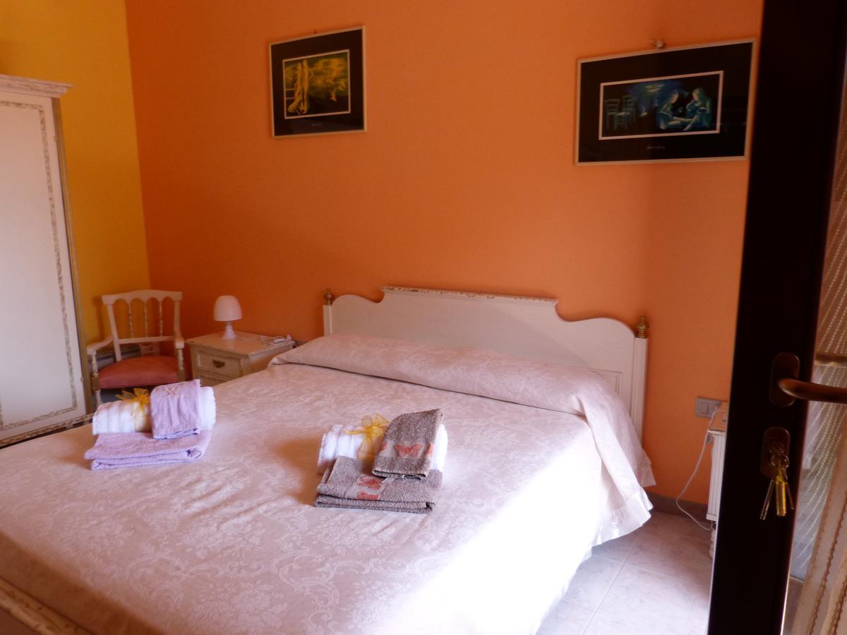 Bed and Breakfast Il Pozzo Dei Desideri Арбус Екстер'єр фото